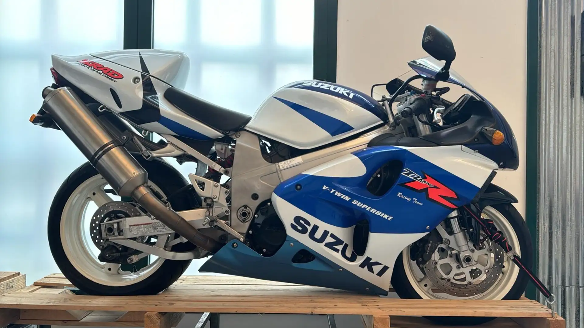 Suzuki TL 1000 R plava - 1