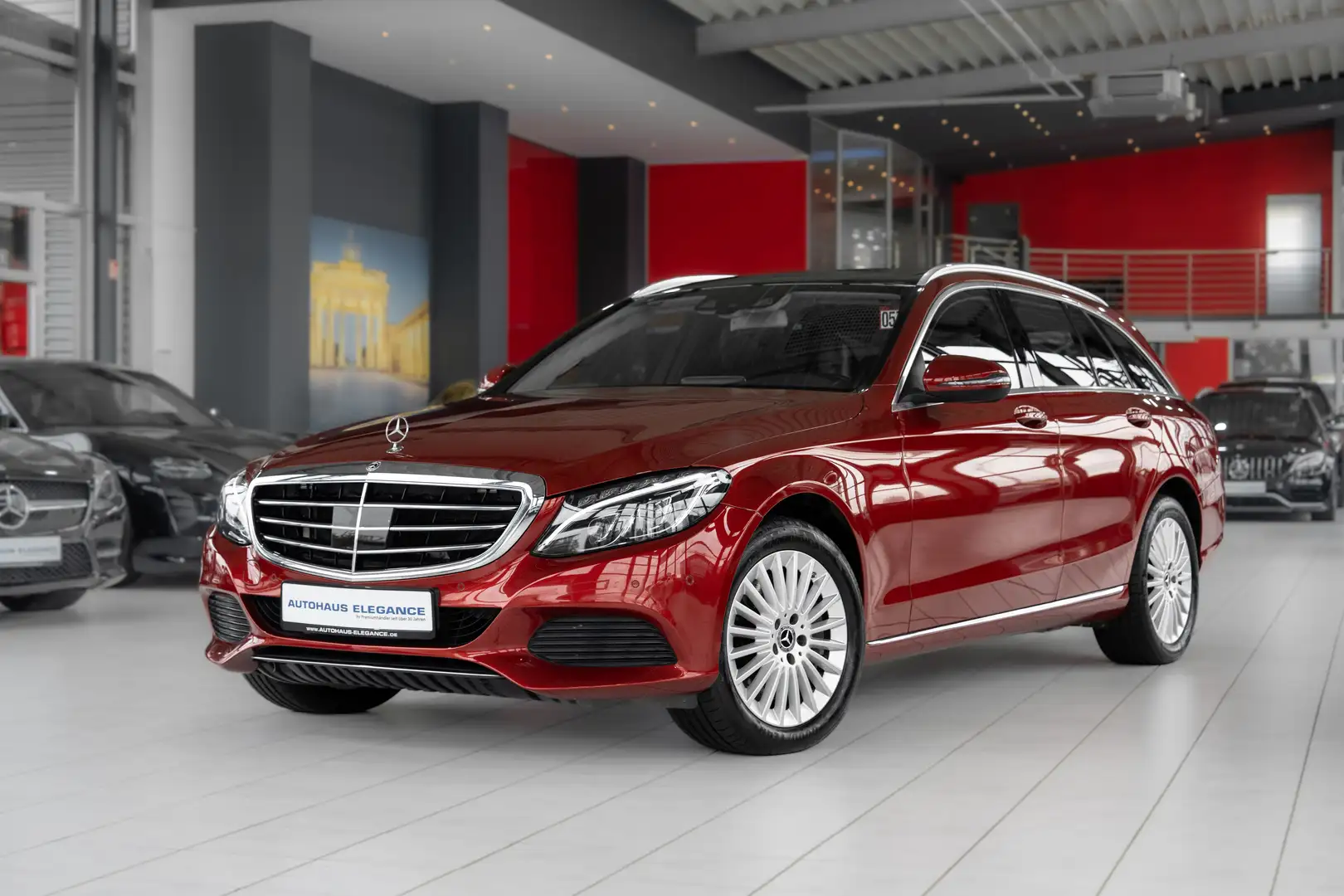 Mercedes-Benz C 400 T 4Matic*BUSINESS+*PANO*LEDER*HIGH-LED* Rojo - 1