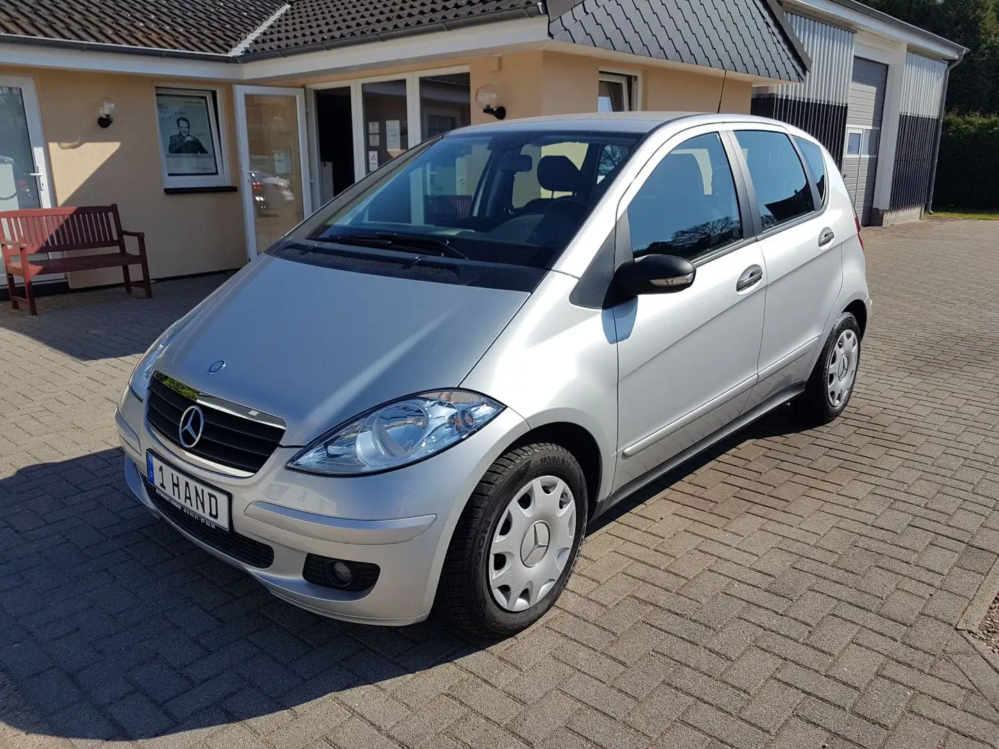 Mercedes-Benz A 150 1. Damenhand Argent - 1