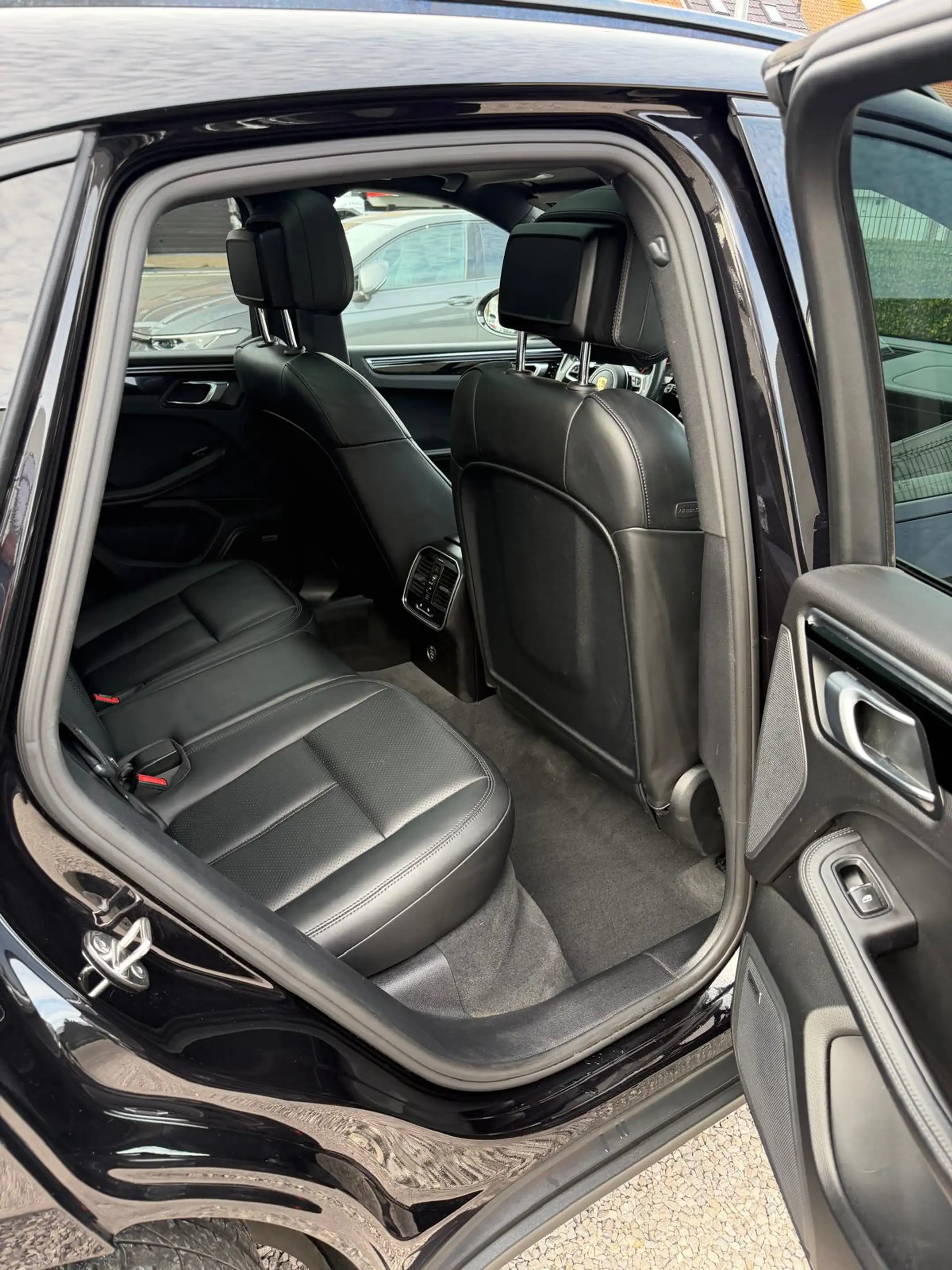 Porsche Macan Macan 2.0 Turbo PDK*PANODAK*TREKHAAK*SPORTUITLAAT*LED*APPLE-CARPLAY* — photo 11
