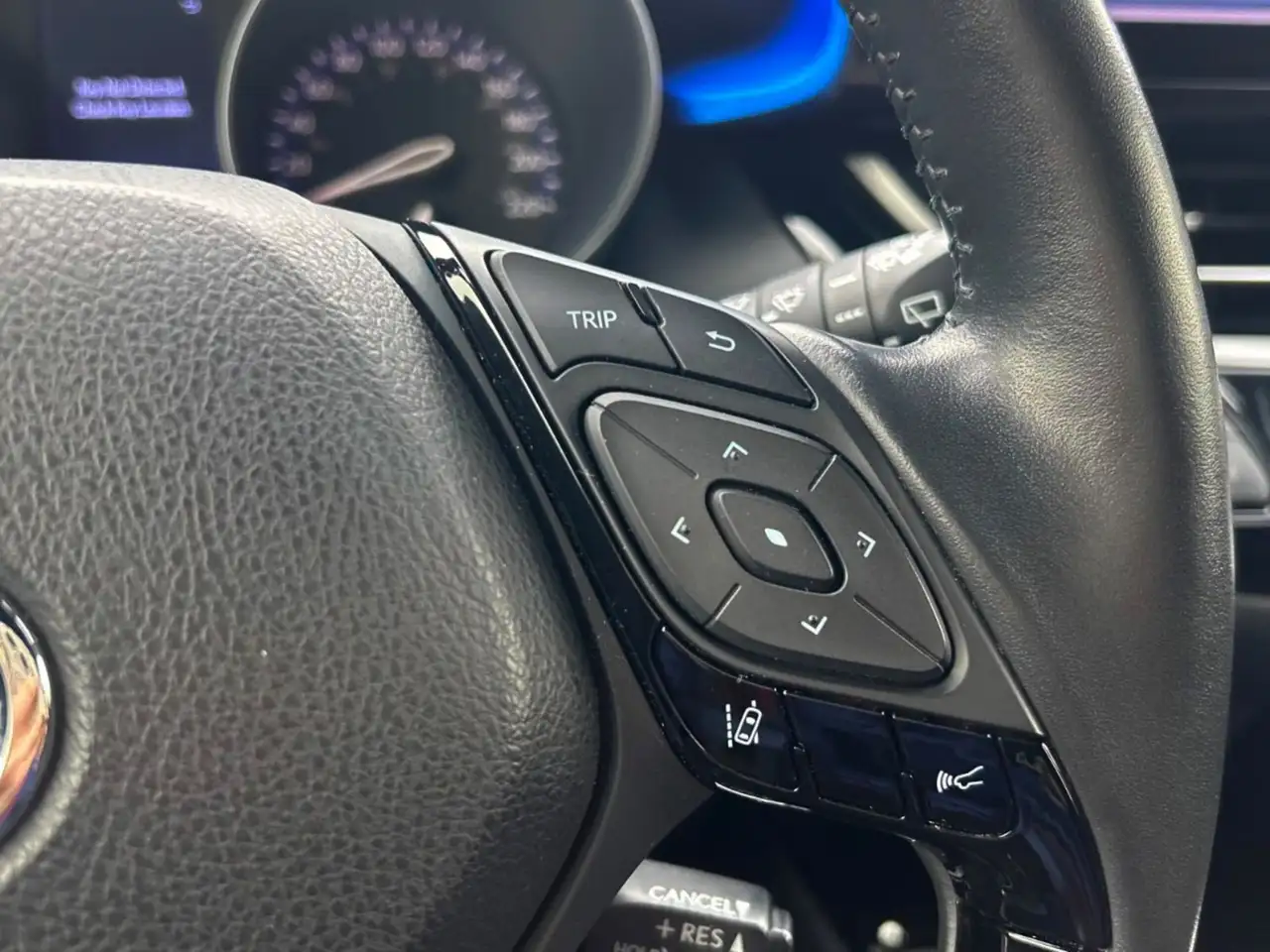 Toyota C-HR снимка Toyota C-HR