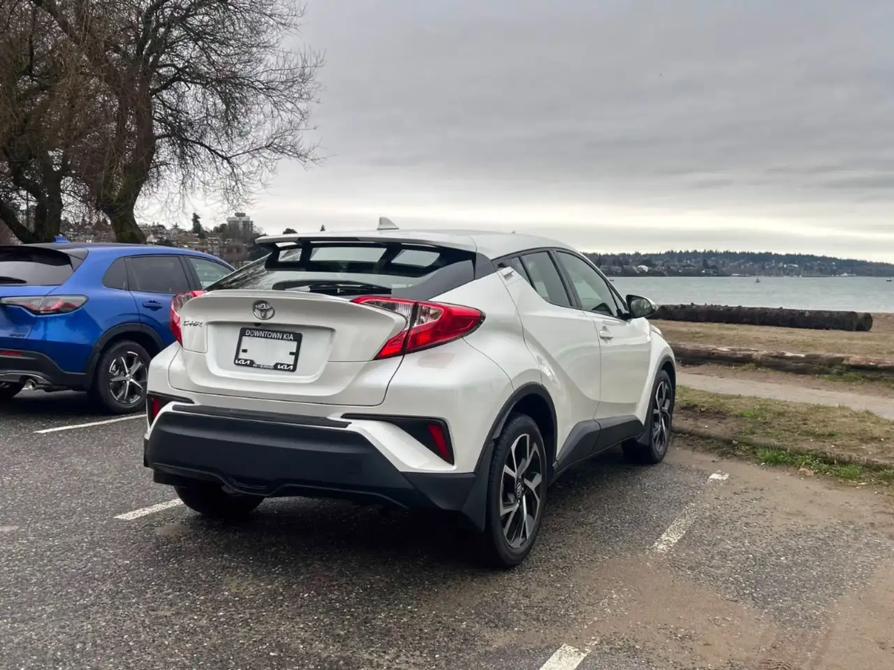 Toyota C-HR снимка Toyota C-HR