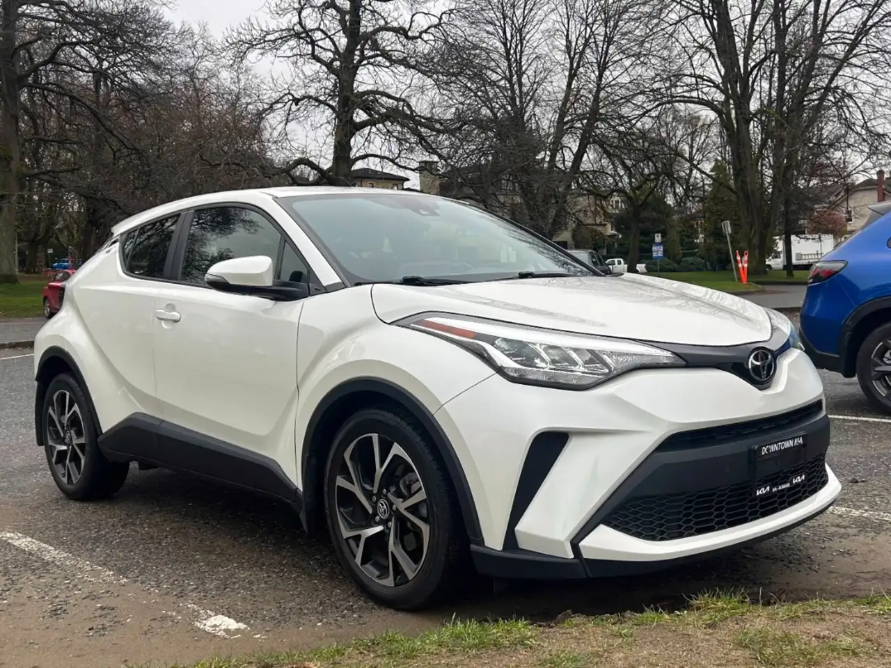 Toyota C-HR снимка Toyota C-HR