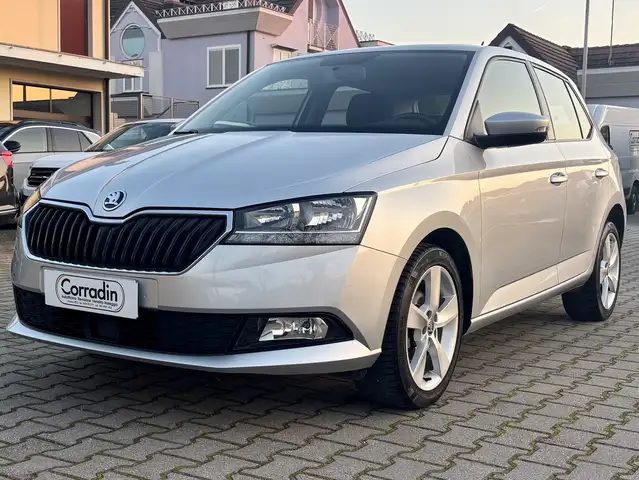 Skoda Fabia Fabia  1.0 mpi Design Edition 60cv OK NEOPATENTATI