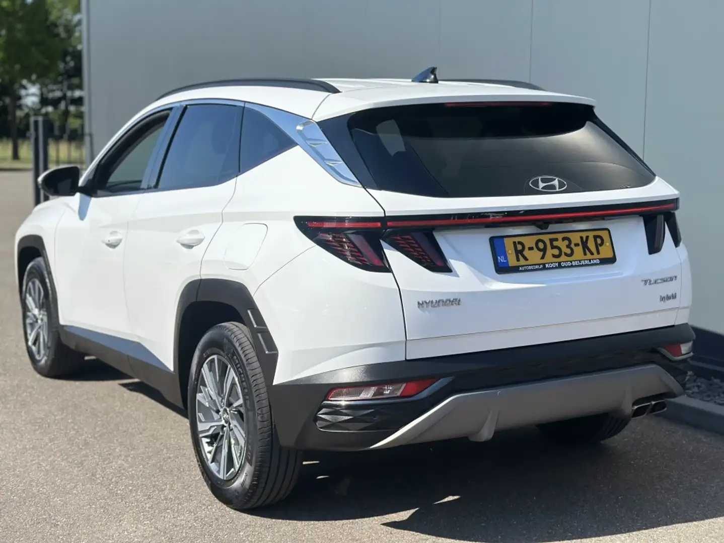 Hyundai TUCSON 1.6 T-GDI HEV Comfort Smart Wit - 2