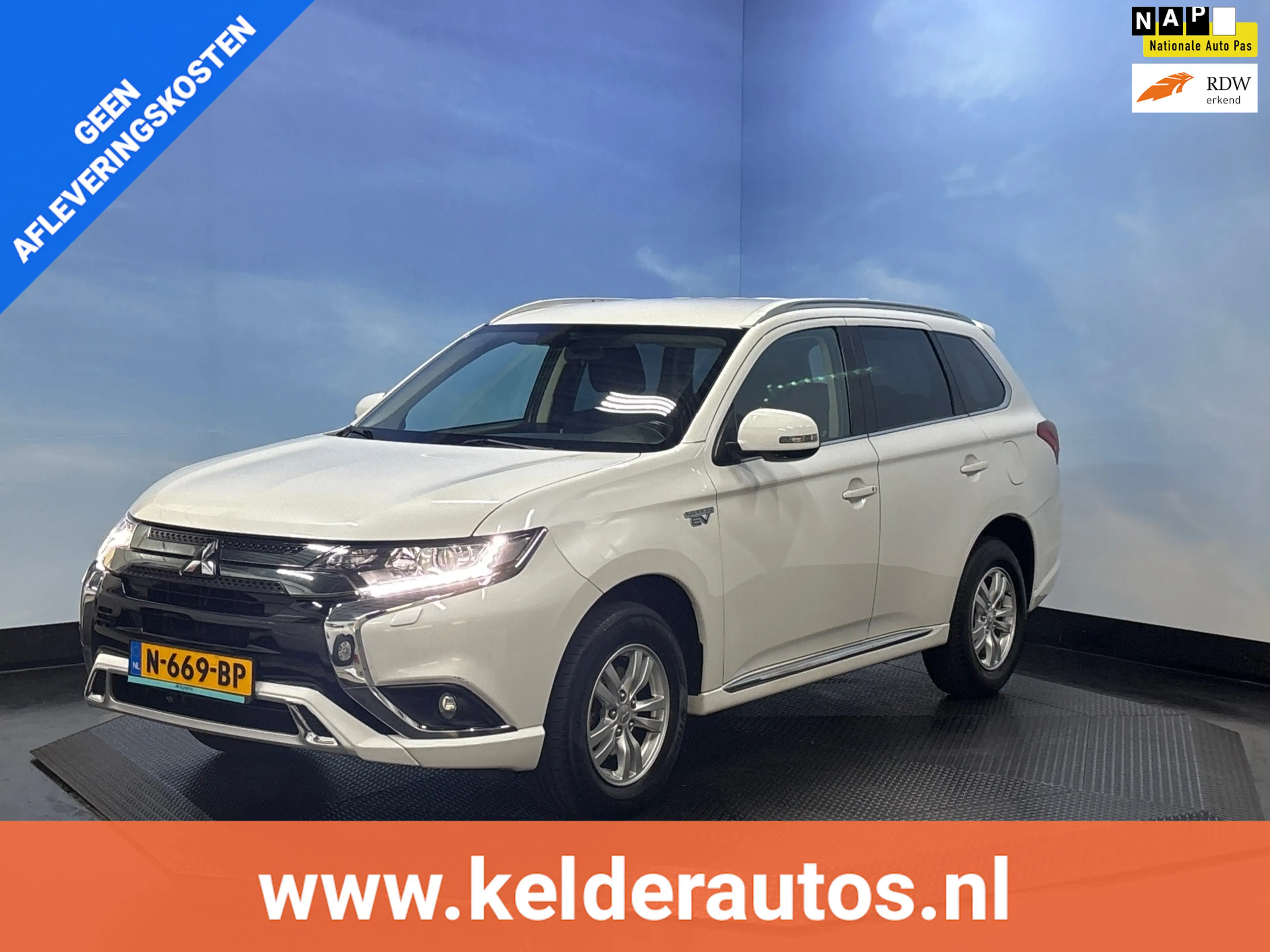 Mitsubishi Outlander 2.4 PHEV Pure Clima | Cruise | Camera | Trekhaak |