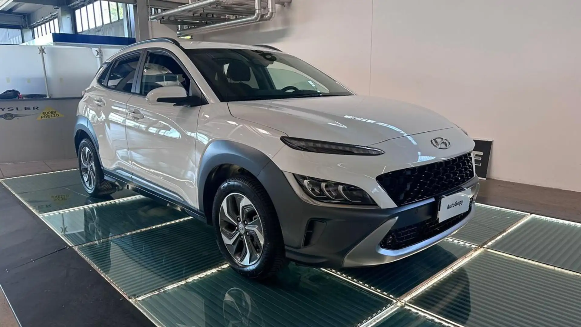 Hyundai KONA HEV 1.6 DCT XLine"NEO PATENTATI" Wit - 1