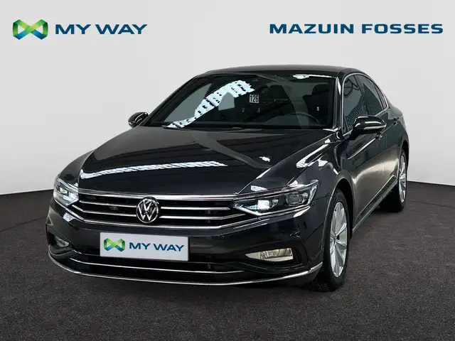 Volkswagen Passat Passat Elegance 'Business' 1.5 TSI OPF 110 kW (150 ch) 6 vitesses manuel