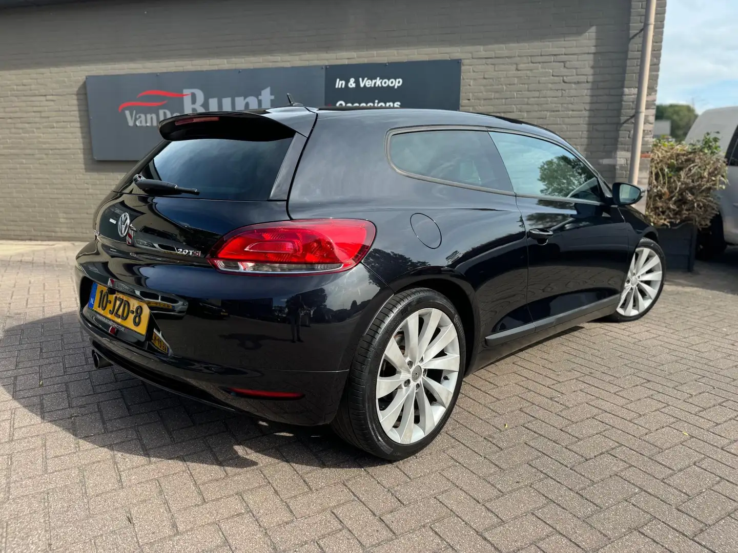 Volkswagen Scirocco 2.0 TSI ORG NL Zwart - 2