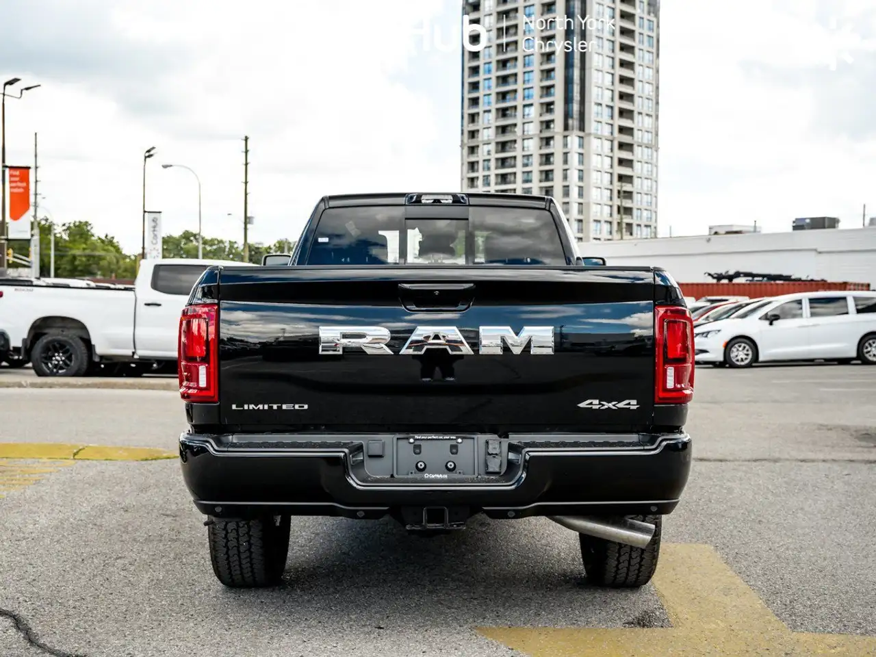 RAM 2500 снимка RAM 2500