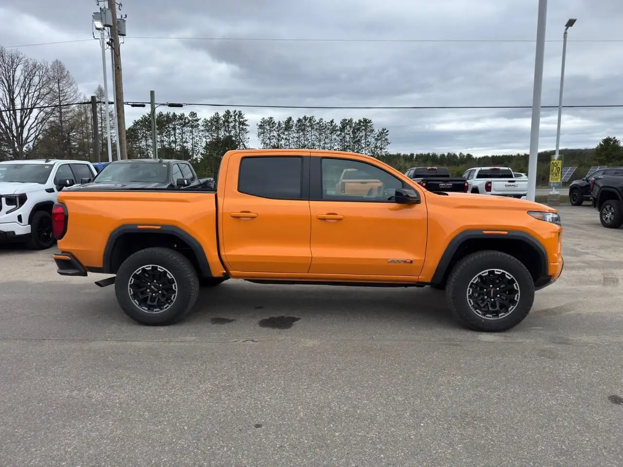 GMC Canyon снимка GMC Canyon