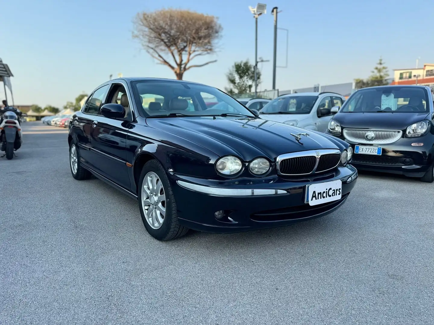 Jaguar X-Type X-Type 2.5 V6 24V cat Executive Blau - 1