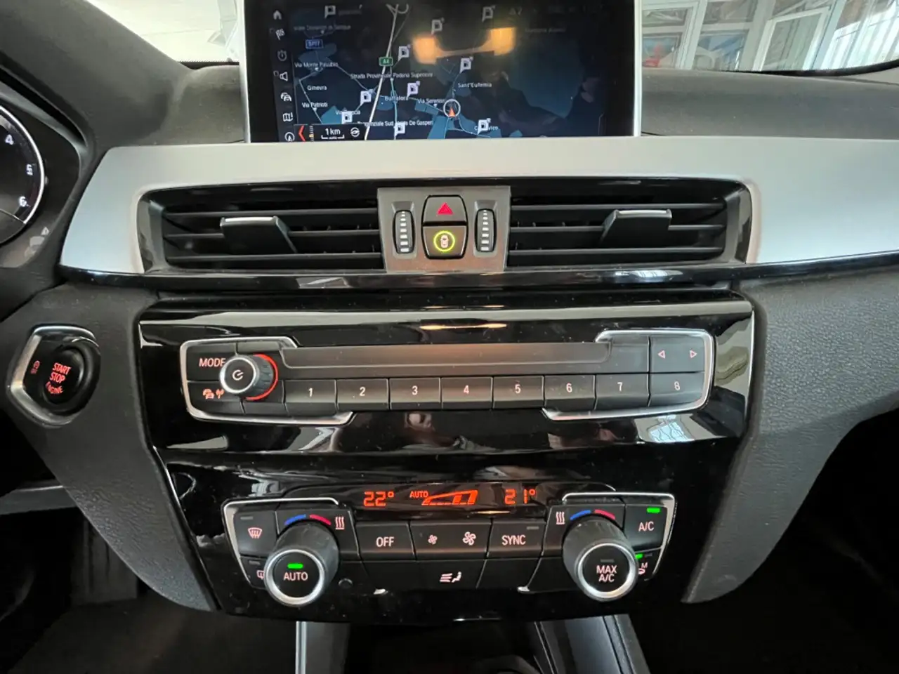 BMW X1 sdrive18d Business Advantage, миниатюра 11