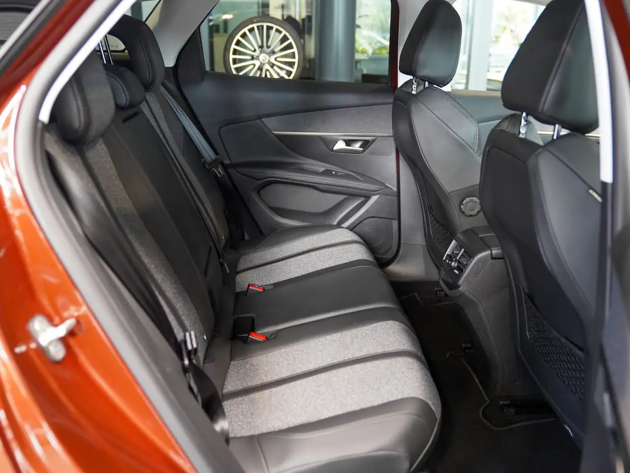 Peugeot 3008 1.5 130 Allure GT Line Rückfahrkamera AHK, миниатюра 10