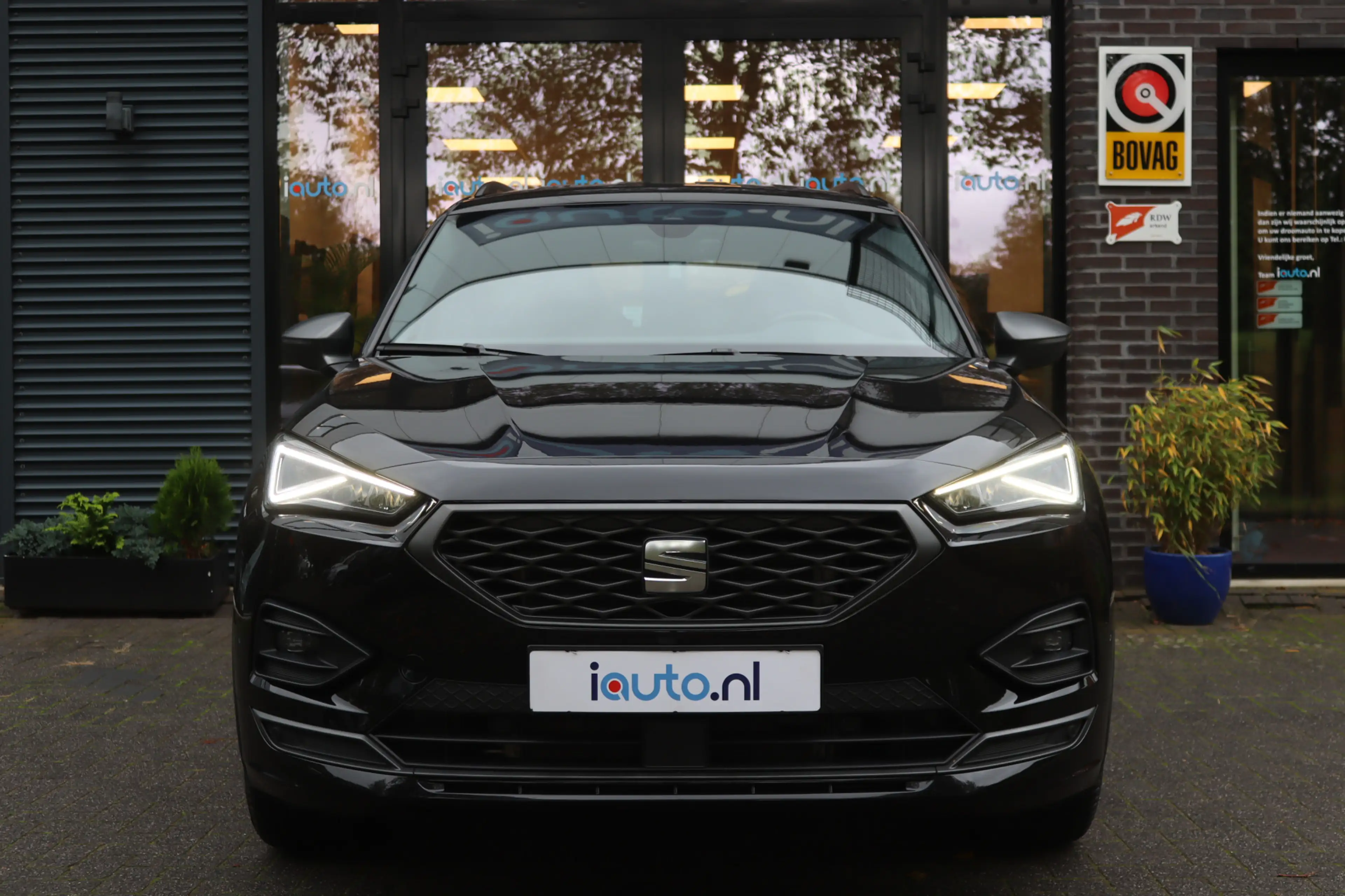 SEAT Tarraco 1.4 TSI 180kW e-Hybrid FR LED/ACC/Camera/Keyless/E — photo 7