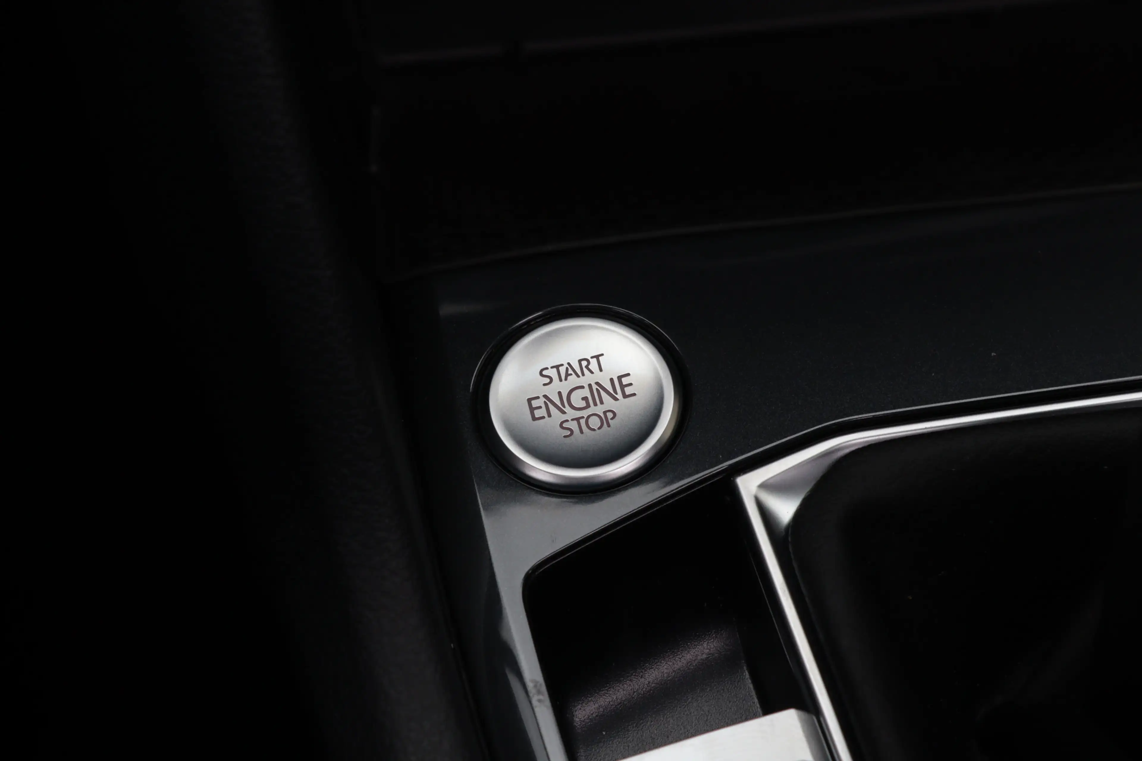 SEAT Tarraco 1.4 TSI 180kW e-Hybrid FR LED/ACC/Camera/Keyless/E — photo 22