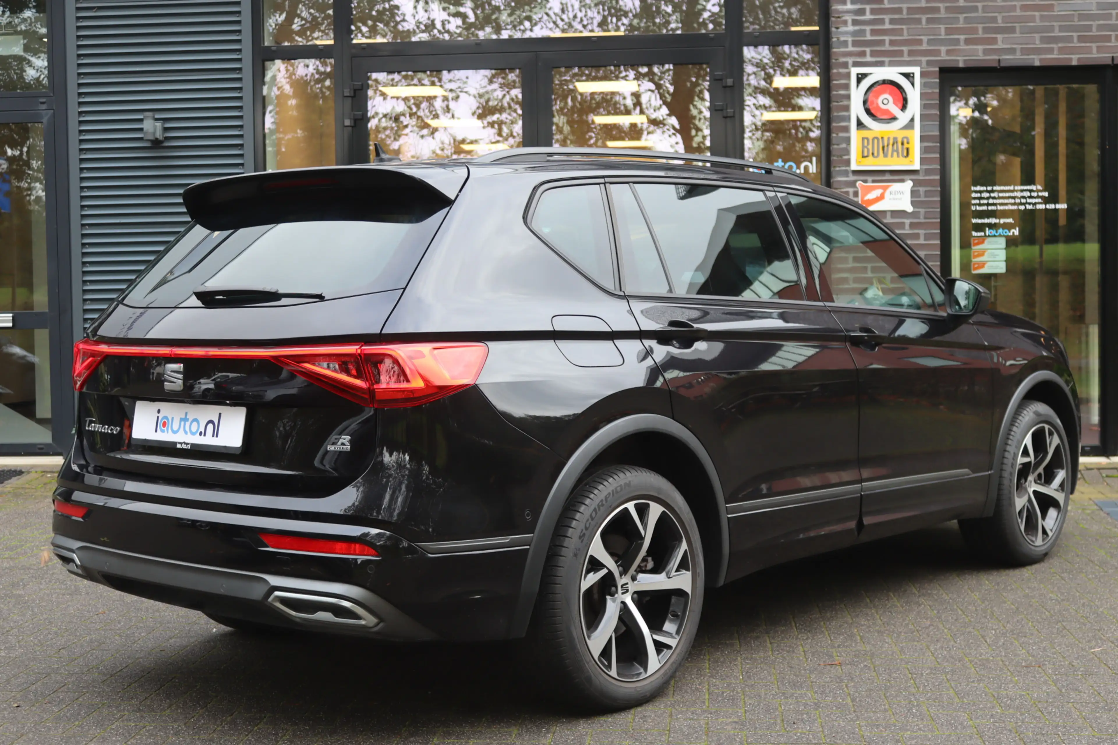 SEAT Tarraco 1.4 TSI 180kW e-Hybrid FR LED/ACC/Camera/Keyless/E — photo 2