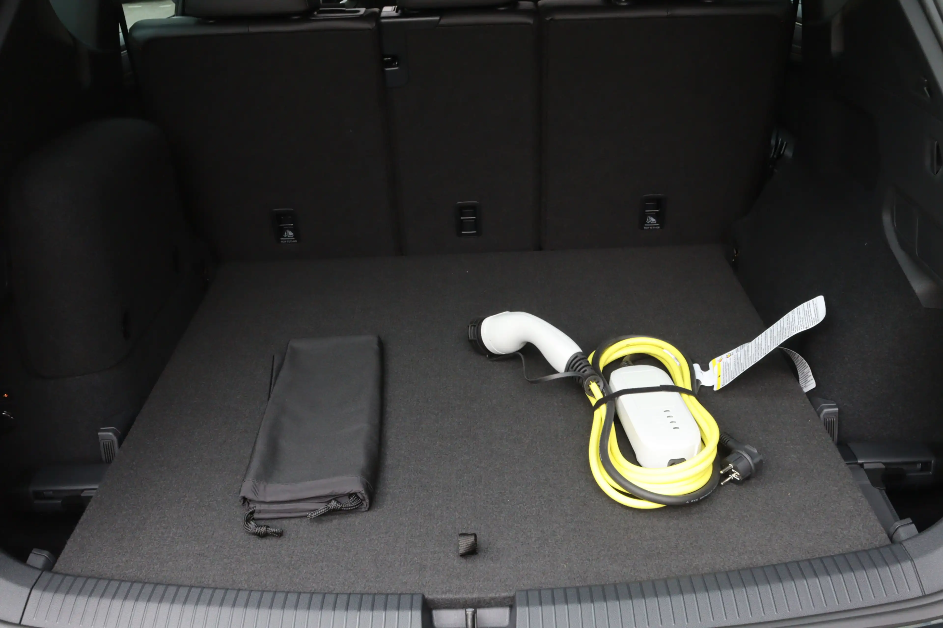 SEAT Tarraco 1.4 TSI 180kW e-Hybrid FR LED/ACC/Camera/Keyless/E — photo 34