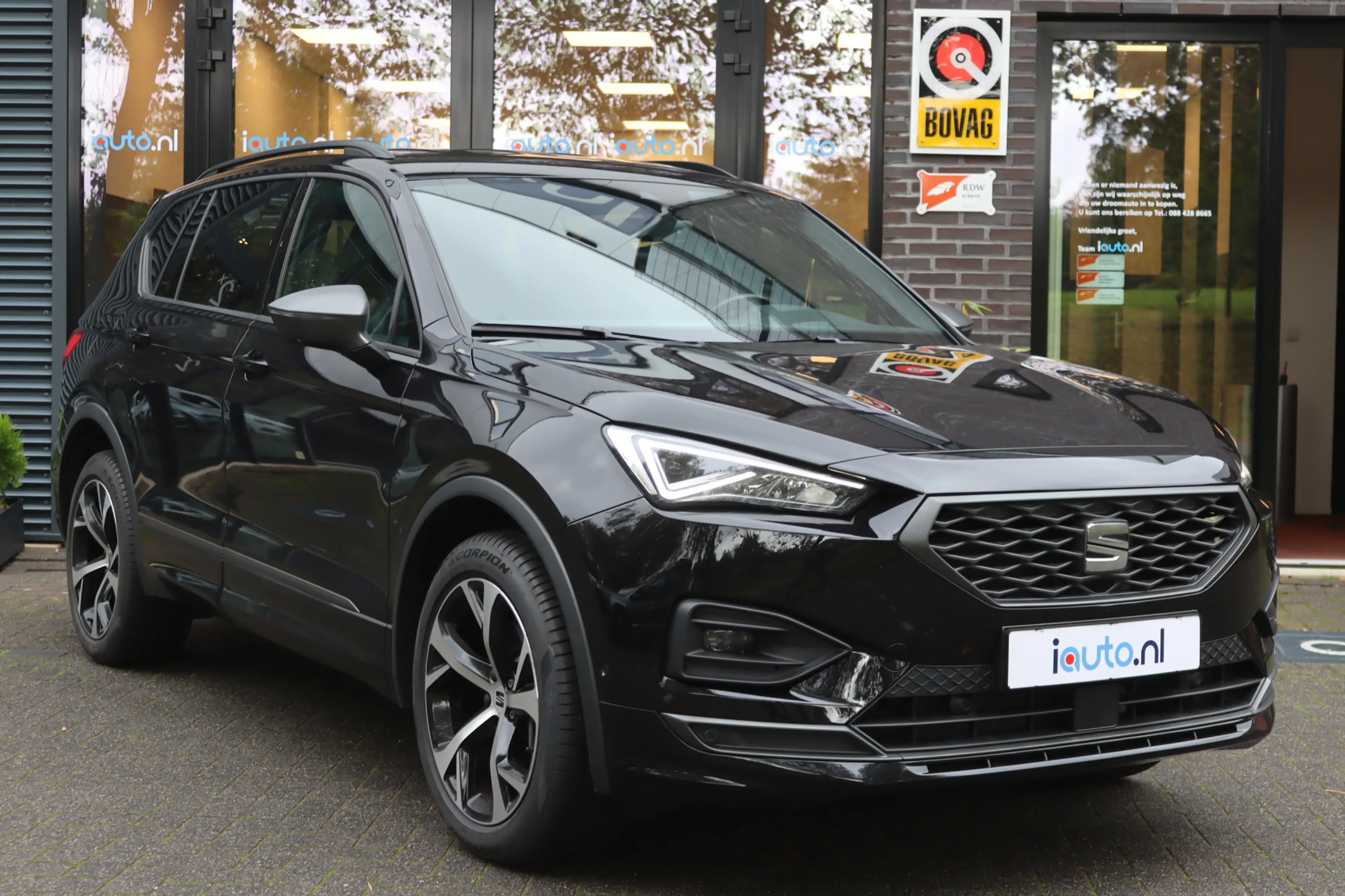 SEAT Tarraco 1.4 TSI 180kW e-Hybrid FR LED/ACC/Camera/Keyless/E — photo 5