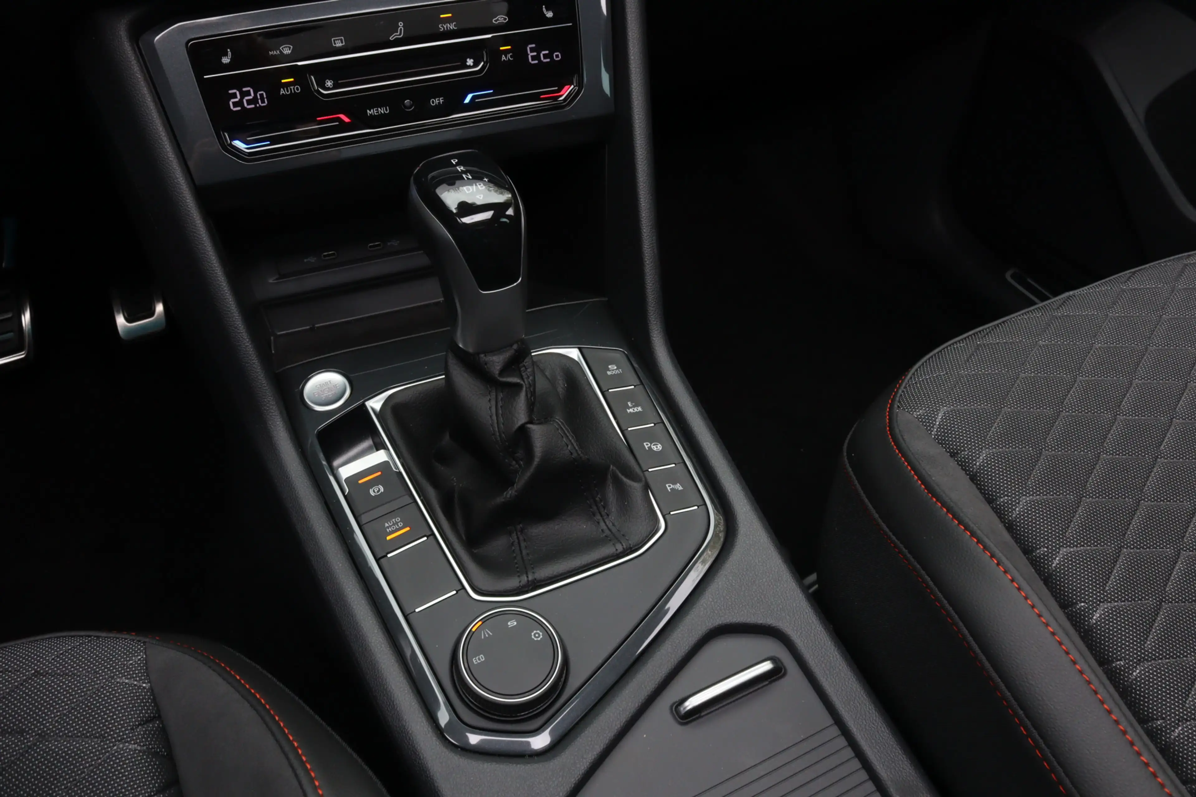 SEAT Tarraco 1.4 TSI 180kW e-Hybrid FR LED/ACC/Camera/Keyless/E — photo 20
