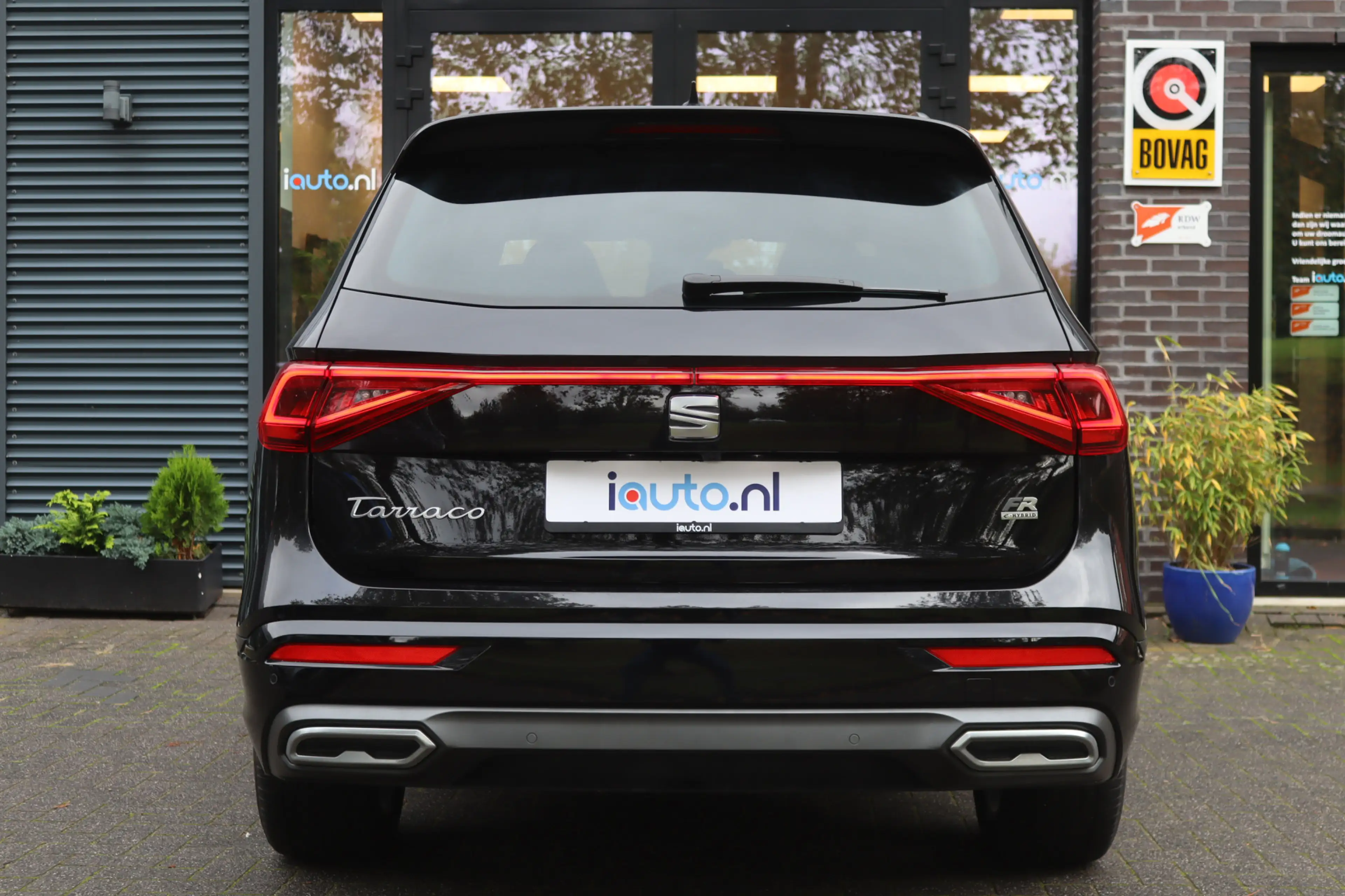 SEAT Tarraco 1.4 TSI 180kW e-Hybrid FR LED/ACC/Camera/Keyless/E — photo 8