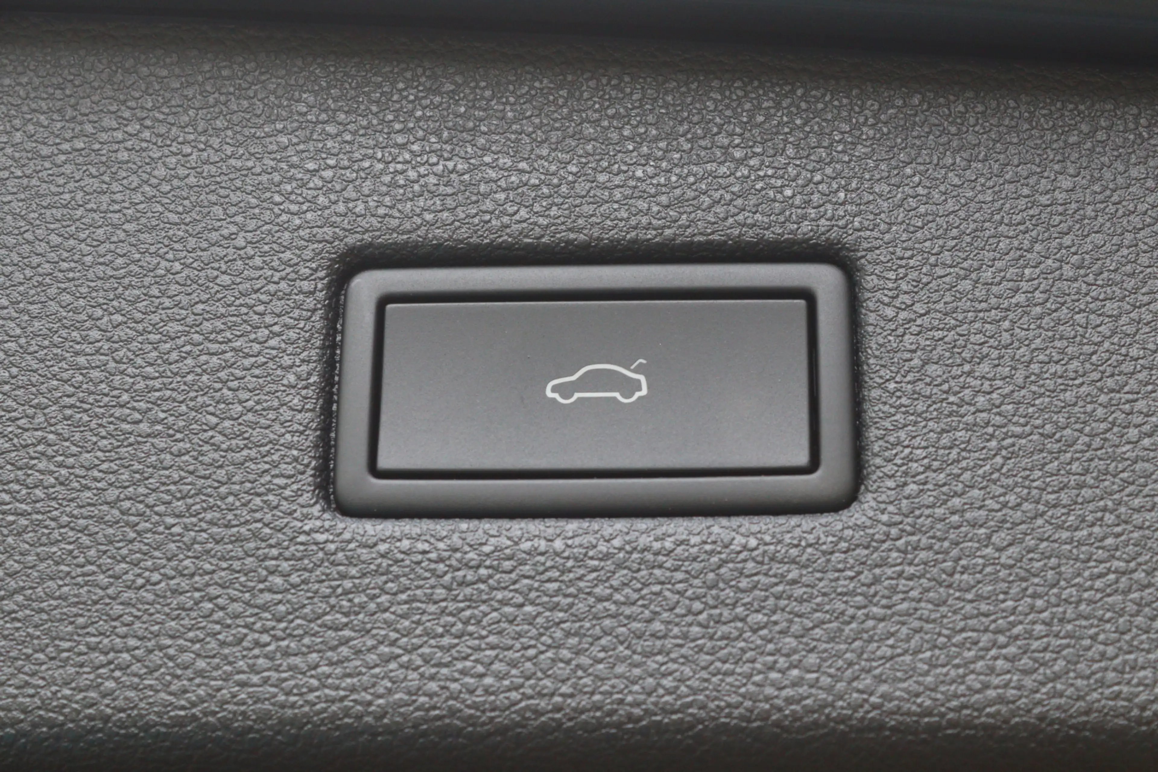 SEAT Tarraco 1.4 TSI 180kW e-Hybrid FR LED/ACC/Camera/Keyless/E — photo 33