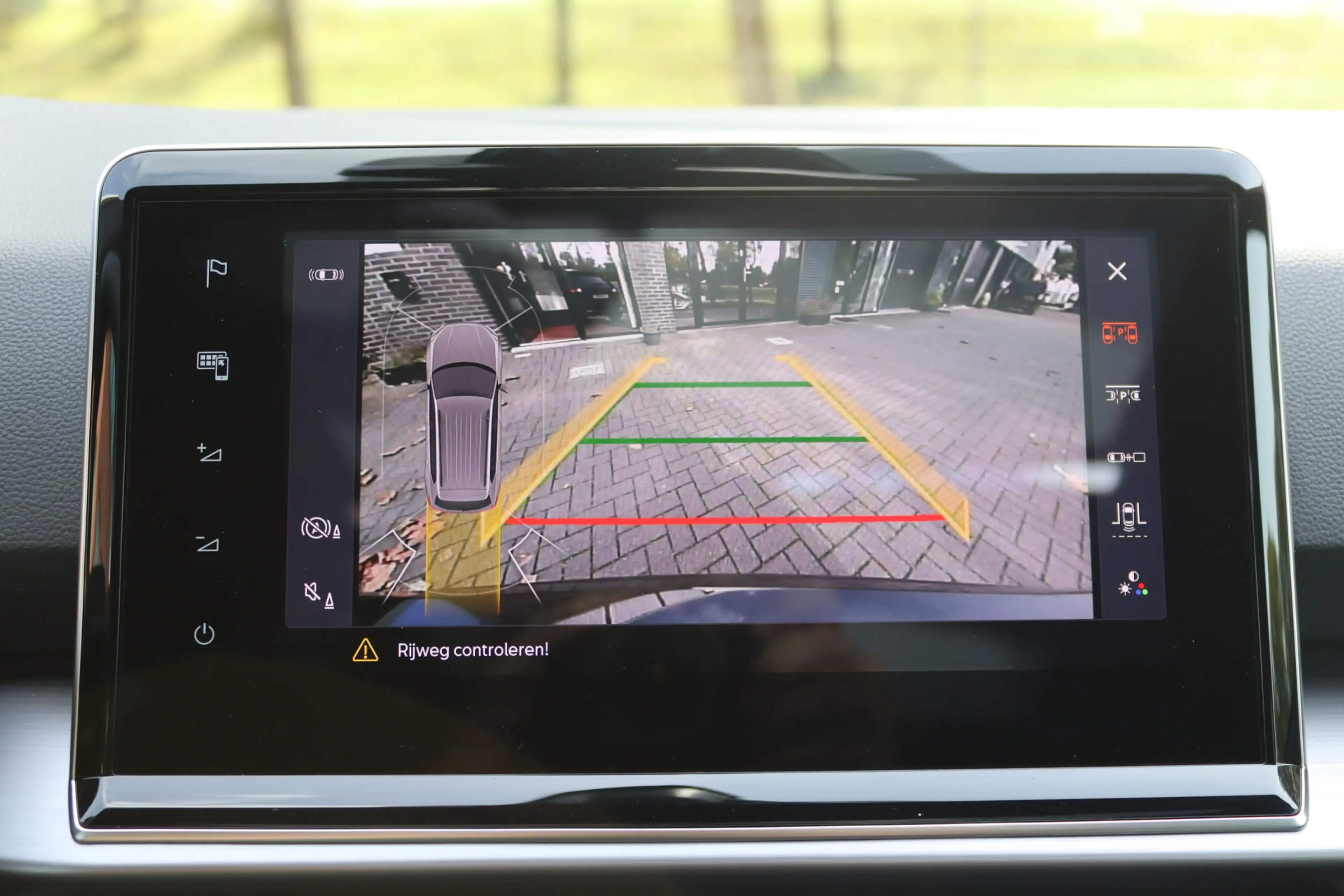 SEAT Tarraco 1.4 TSI 180kW e-Hybrid FR LED/ACC/Camera/Keyless/E — photo 14
