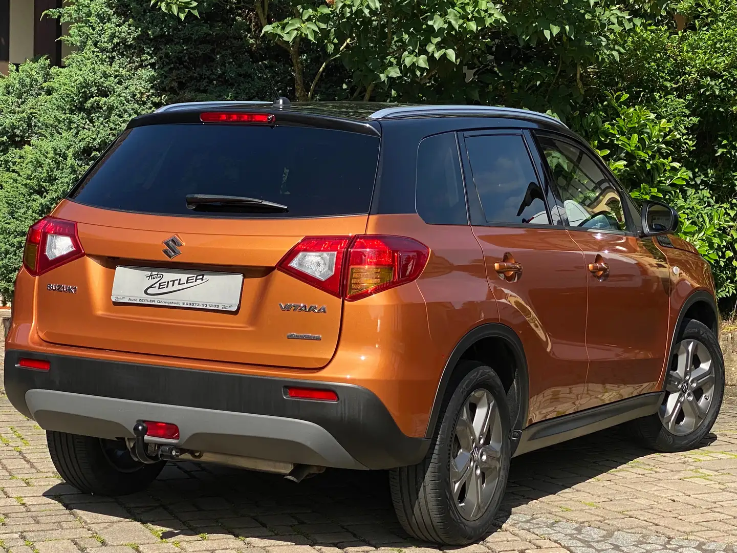 Suzuki Vitara 1.6 4x4+AHK+Automatik+Kamera+SH...Comfort 5,99% Bronze - 2
