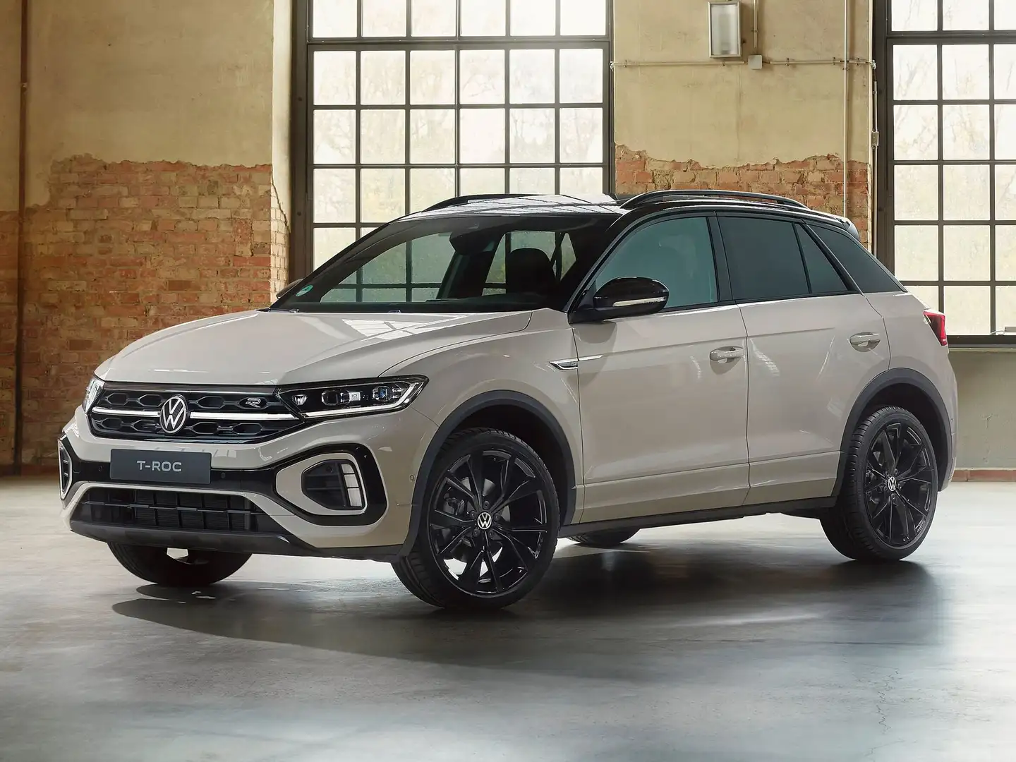 Volkswagen T-Roc 1.5 TSI ACT DSG Edition Plus Mavi - 2