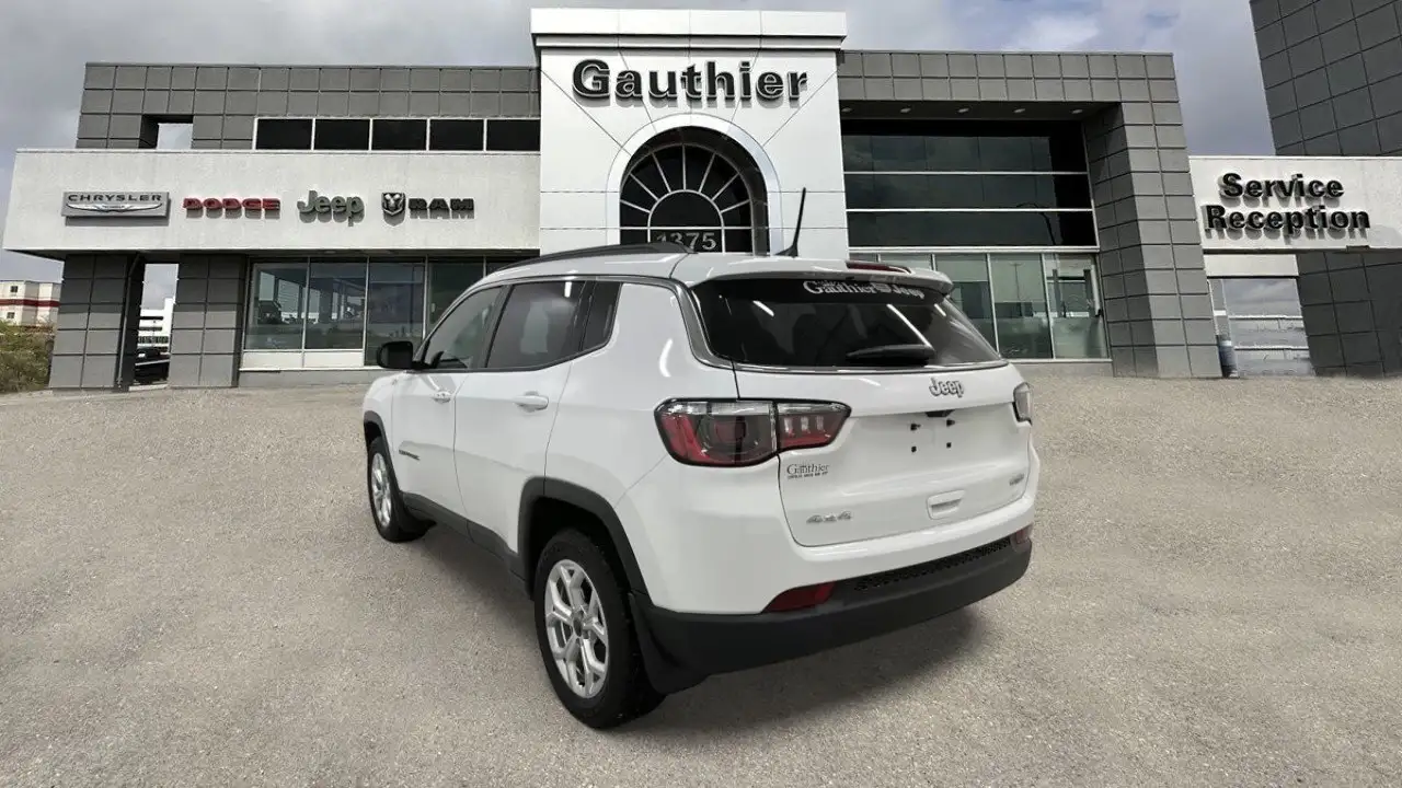 Jeep Compass снимка Jeep Compass