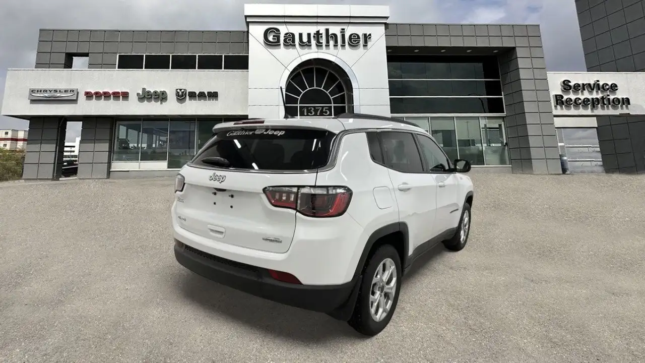 Jeep Compass снимка Jeep Compass
