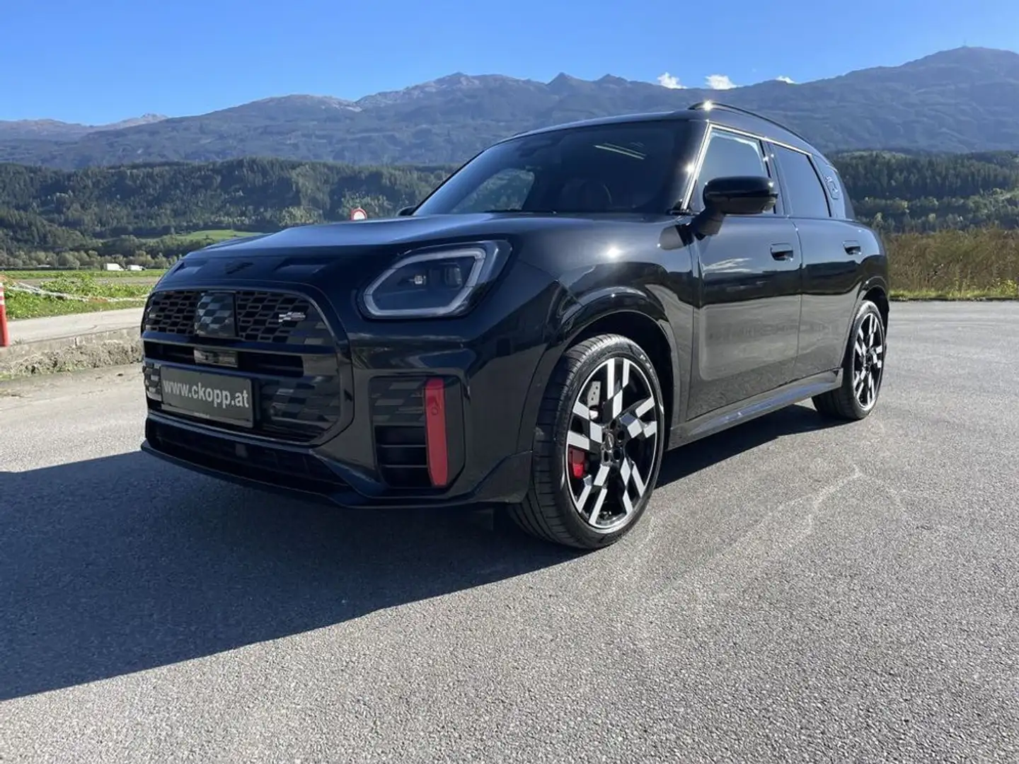 MINI John Cooper Works Countryman JCW ALL4 Trim Schwarz - 2