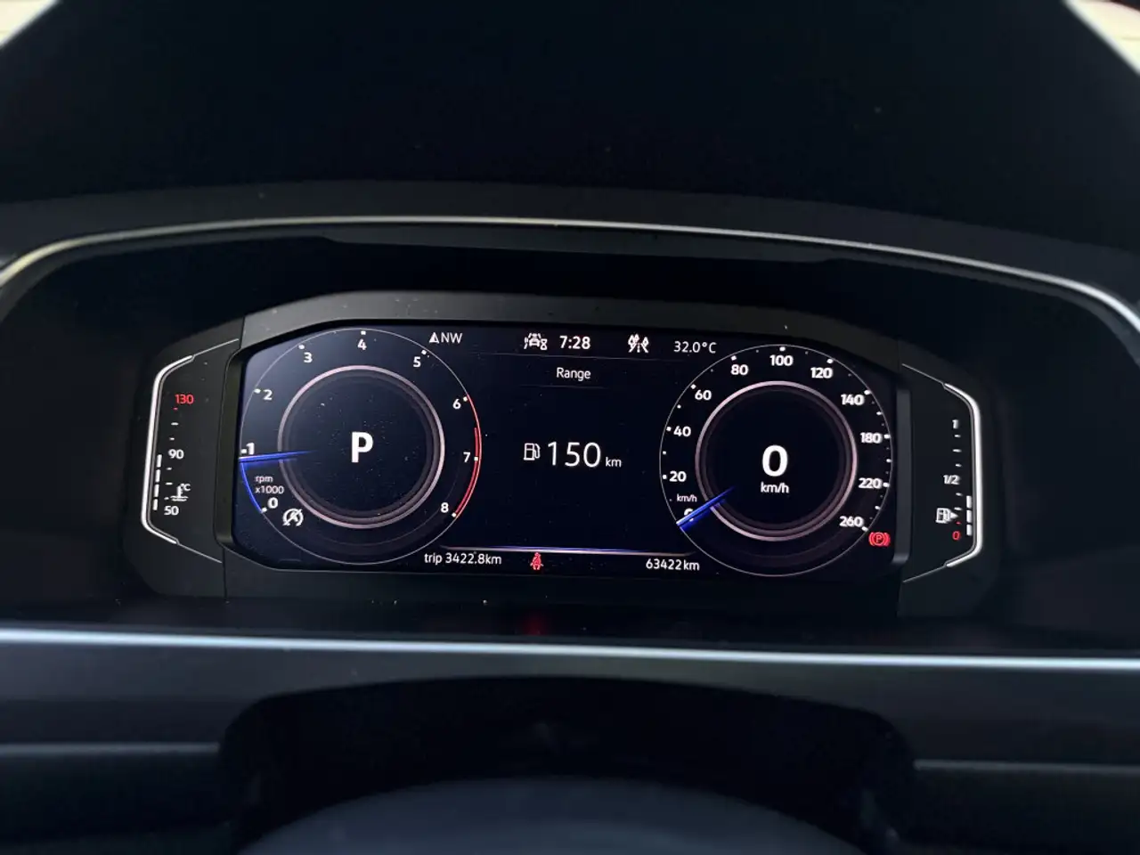 Volkswagen Tiguan снимка Volkswagen Tiguan