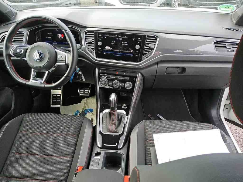 Volkswagen T-Roc R-Line 1.5 TSI DSG/ACC/KAM/AHK/SHZ/LED/PDC — photo 5
