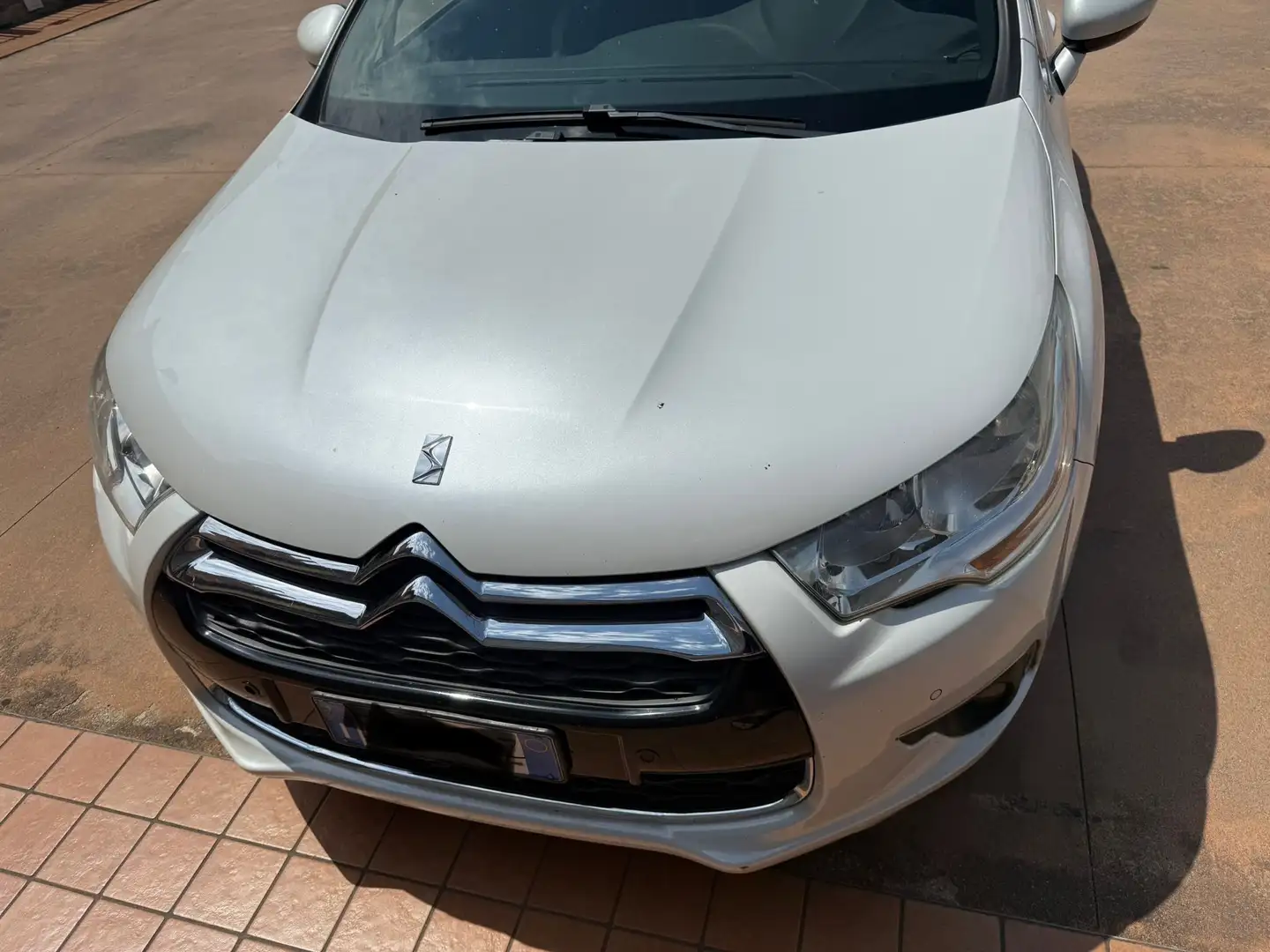 DS Automobiles DS 4 DS4 1.6 e-hdi (airdream) Business 115cv Bianco - 2