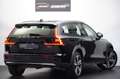 Volvo V60 Cross Country Plus B4 AWD Geartronic Schwarz - thumbnail 3