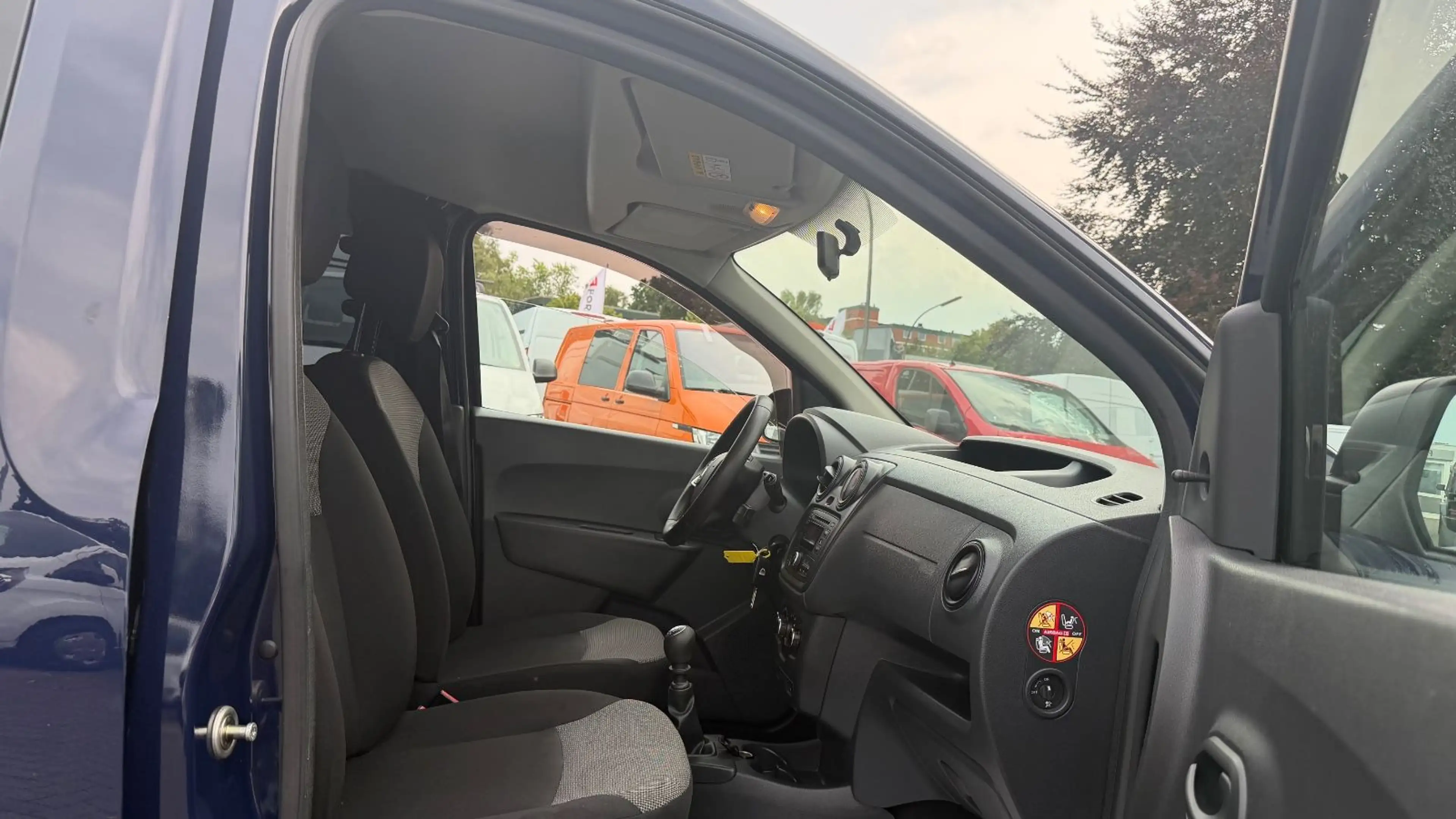 Dacia Dokker DOKKER 1.5 DCI ESSENTIAL 5-SITZER/TÜV 01.2018 — photo 10