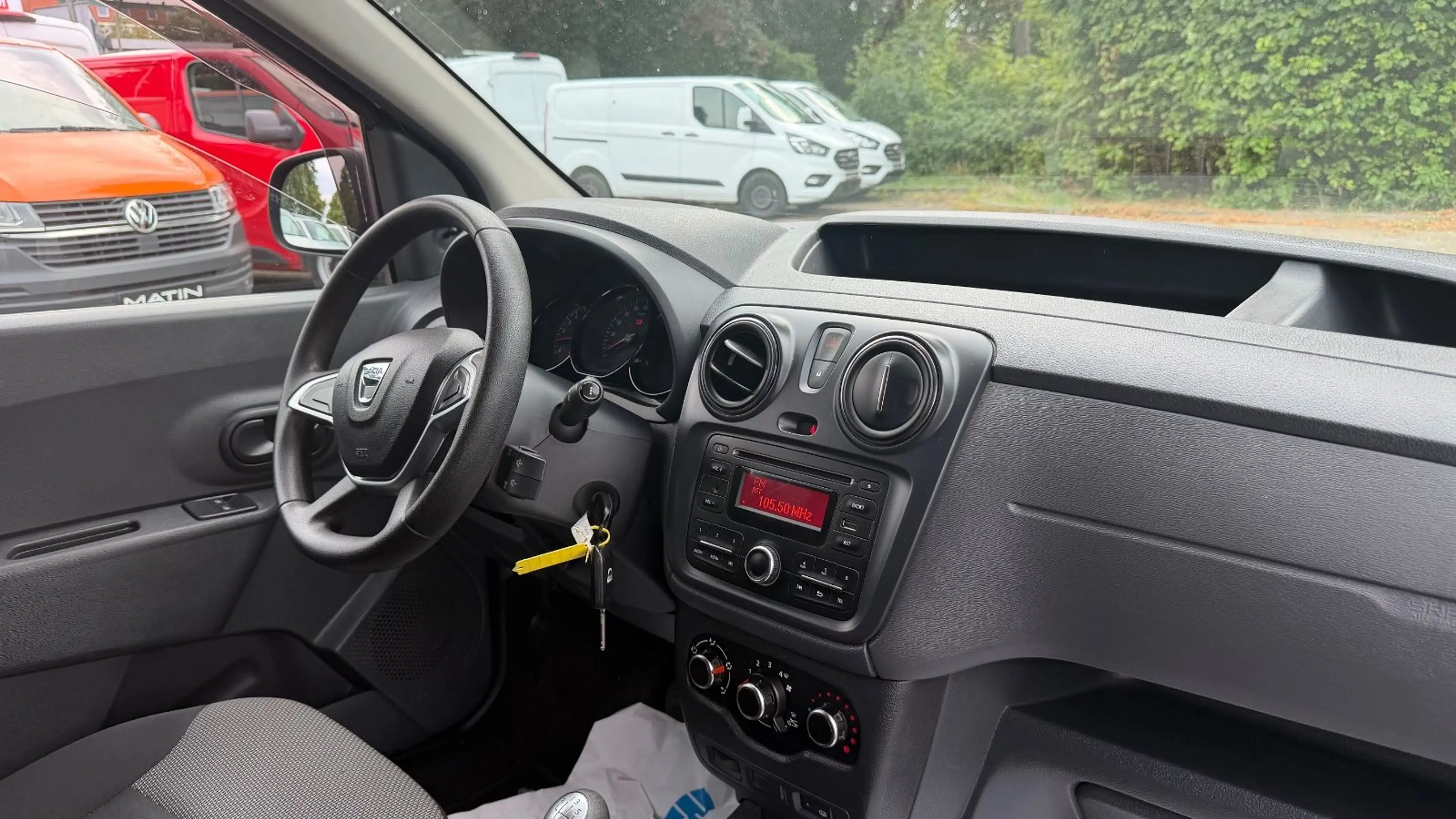 Dacia Dokker DOKKER 1.5 DCI ESSENTIAL 5-SITZER/TÜV 01.2018 — photo 12