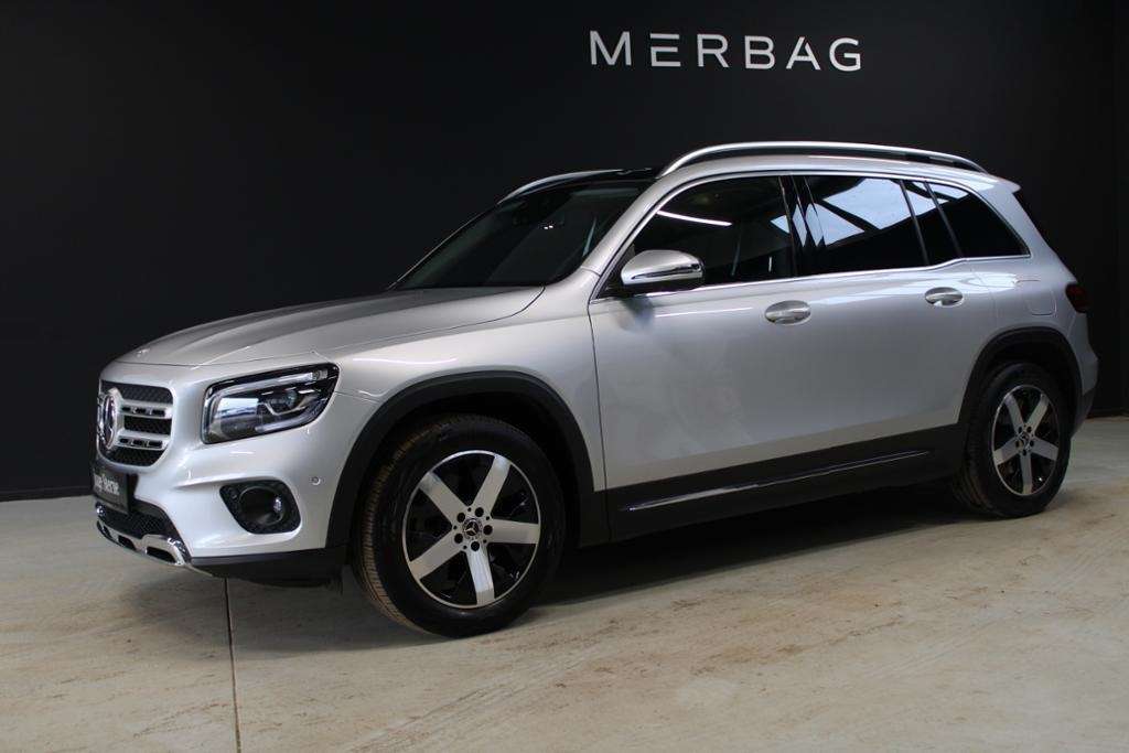 Mercedes-Benz GLB 220