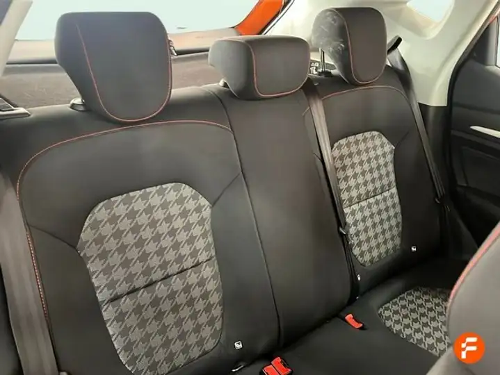 MG ZS 2023, foto 17