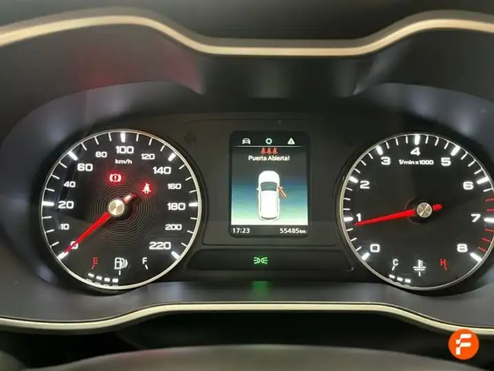 MG ZS 2023, foto 12