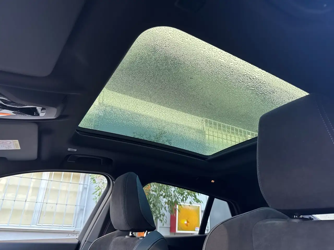 BMW iX2 M-Sport Pro,Panodak,Elektr zetels,Memory,360°cam 7