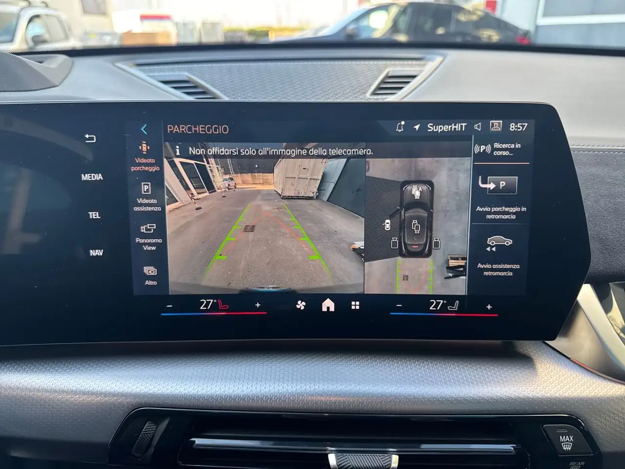 BMW iX2 M-Sport Pro,Panodak,Elektr zetels,Memory,360°cam 8