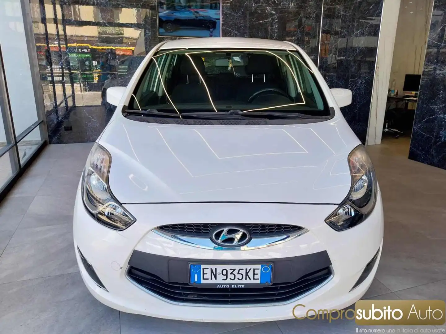 Hyundai iX20 1.4 CRDI 77 CV Comfort (Garanzia 12 Mesi) Bianco - 1