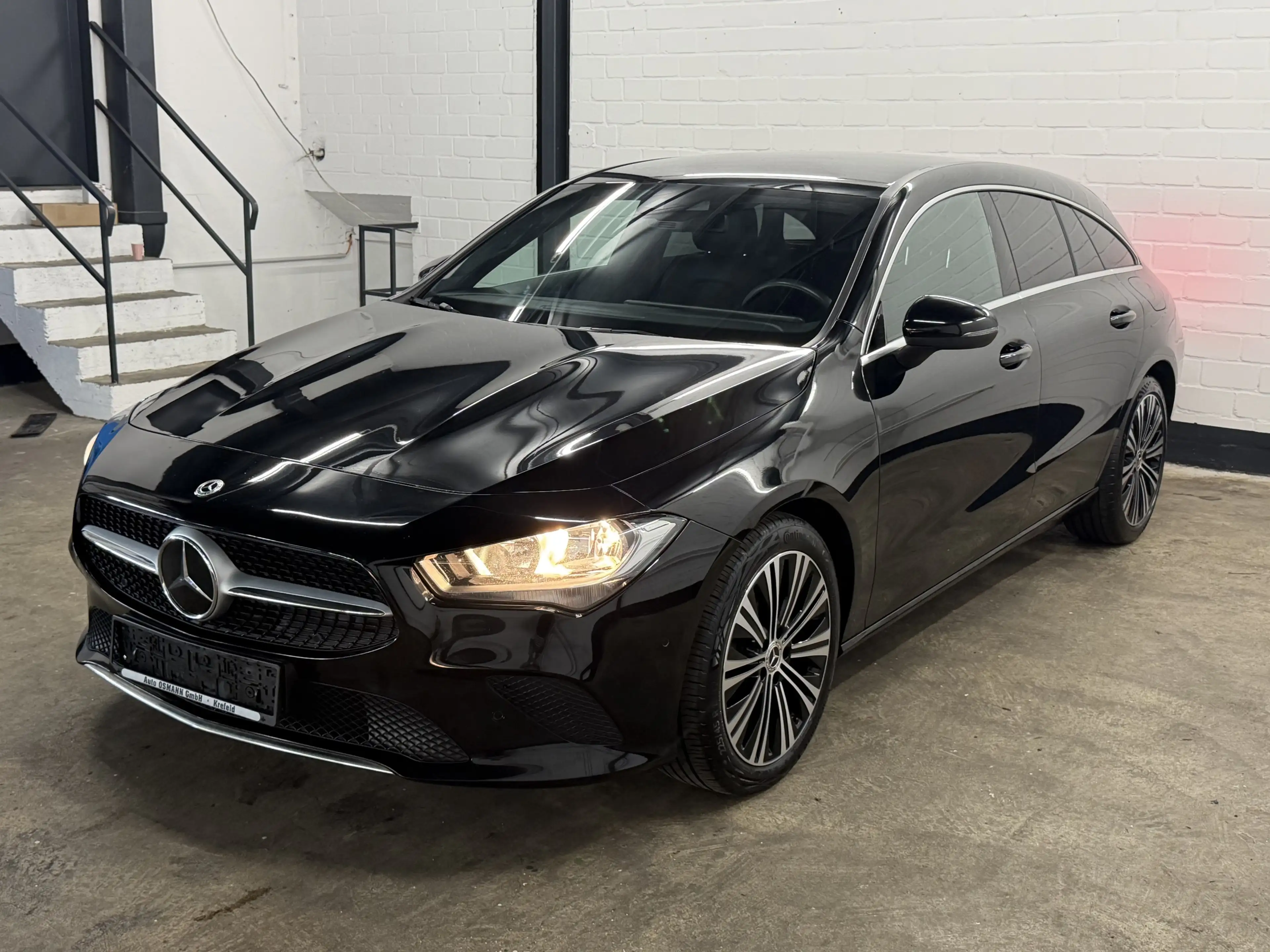 Mercedes-Benz CLA 220 8G-DCT Progressive — photo 4