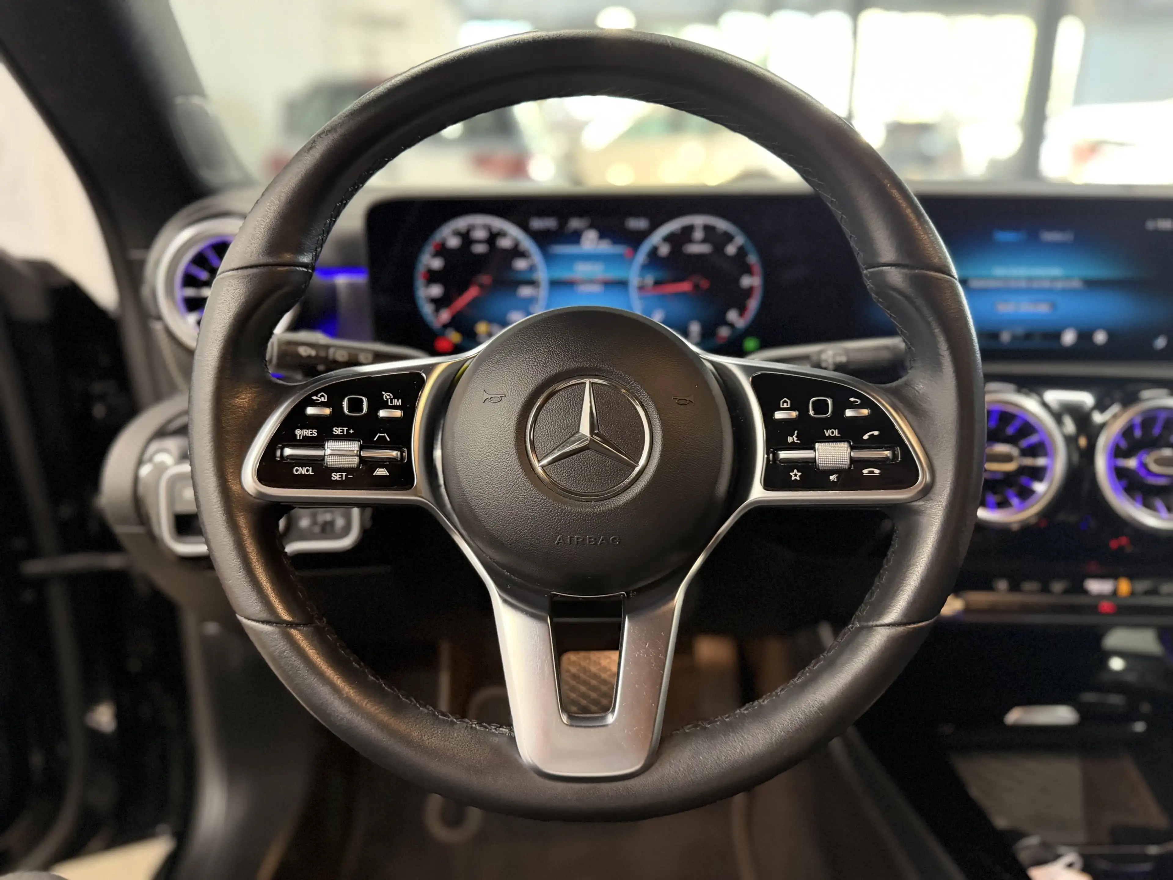 Mercedes-Benz CLA 220 8G-DCT Progressive — photo 10