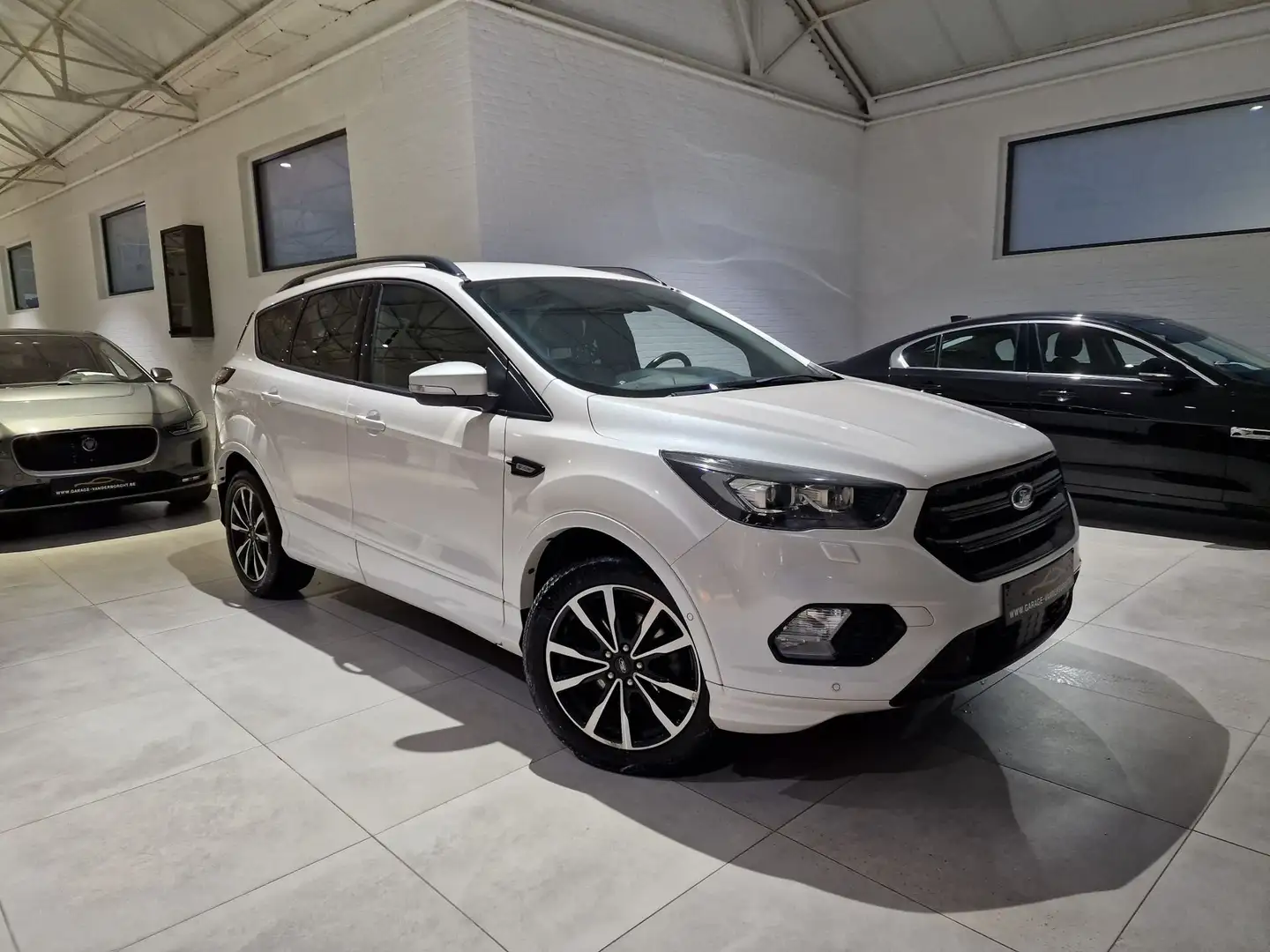 Ford Kuga ST-LINE BENZINE 150PK 57000KM!!!! Wit - 1