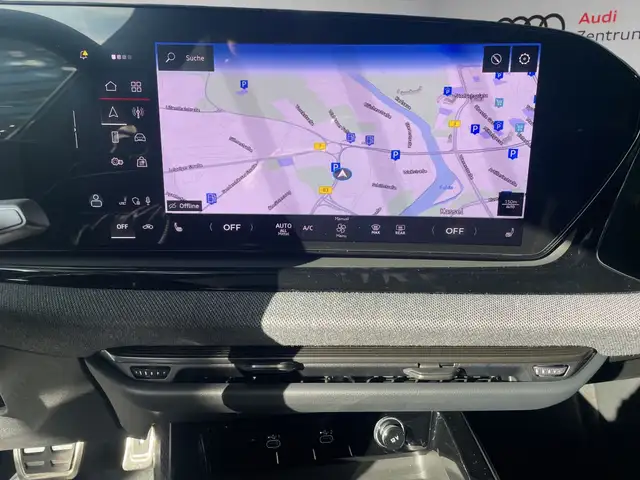 Audi A6 view 13