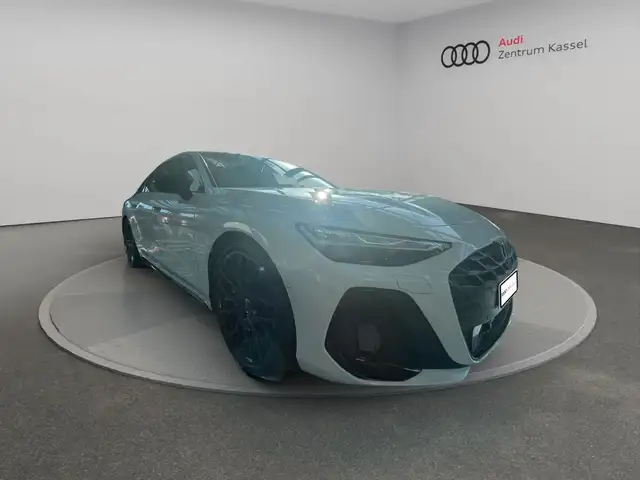 Audi A6 view 8