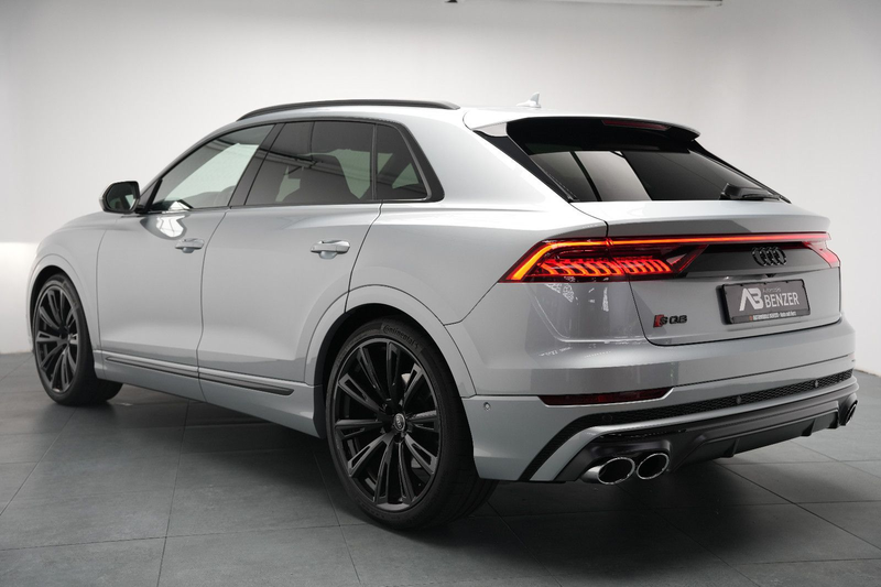 Audi SQ8 4.0 TFSI quattro/EXCLUSIVE/ALCANTARA/BLACK — photo 8